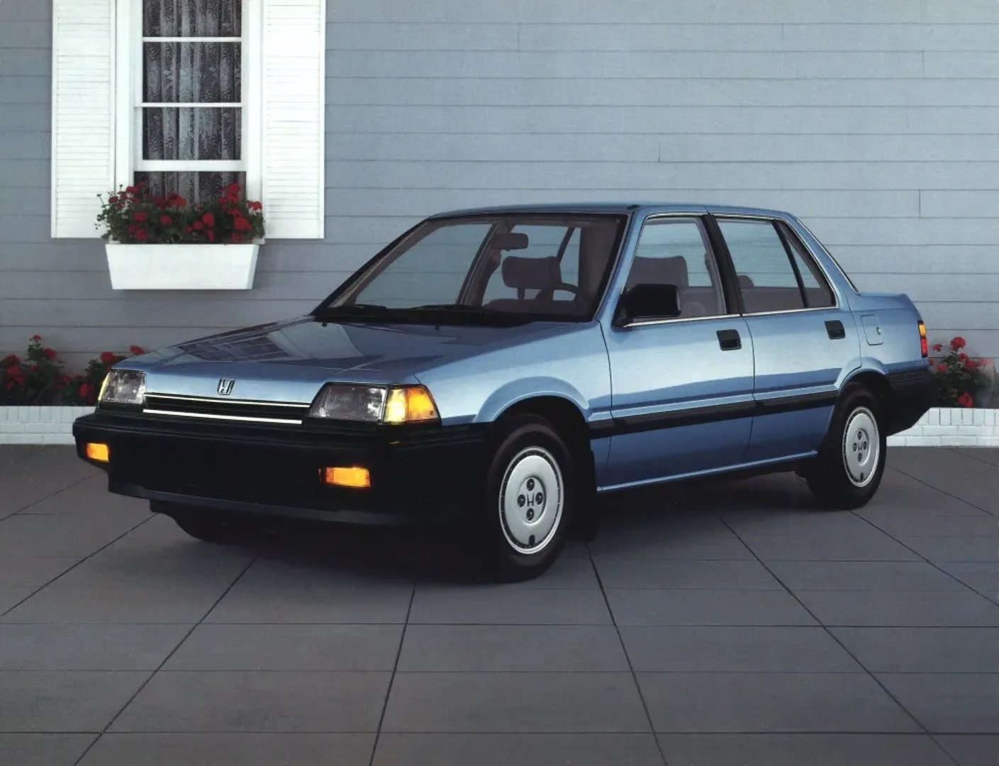 Honda_Civic_3_generation__Sedan__3.jpg