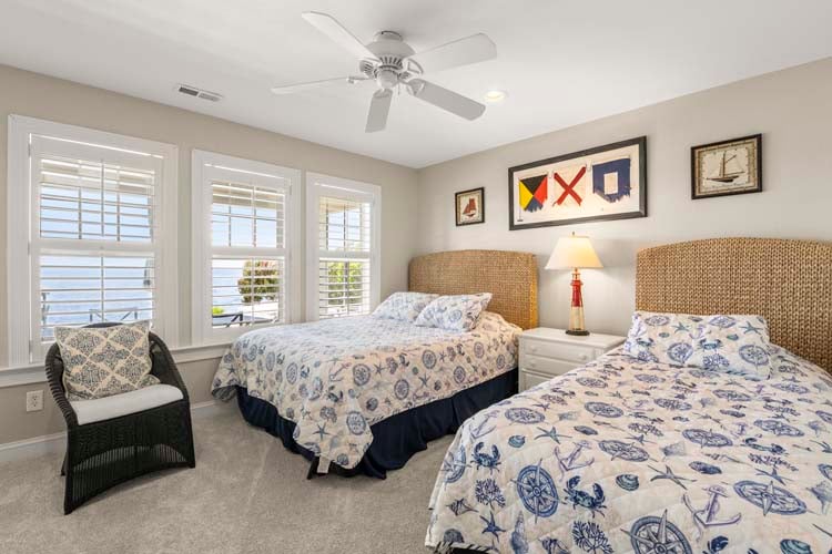 Ground Floor Queen and Twin Bedroom