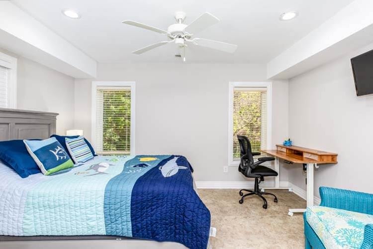 Ground Floor Queen with Private Bath