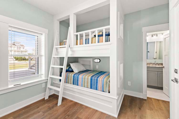 Ground Floor Twin Bunks Room with Private Bath