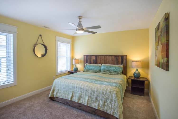 2nd Floor King with Private Bath