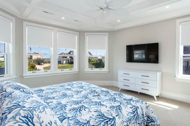 2nd Floor King with Private Bath