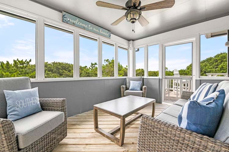 2nd Floor Screened Deck