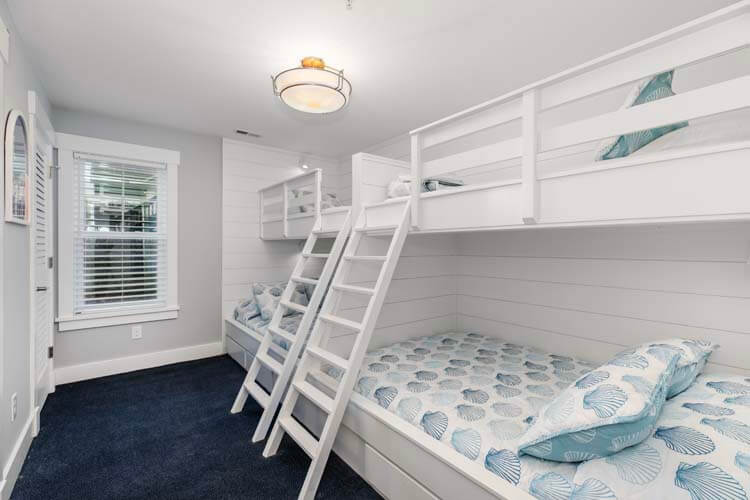 Ground Floor Pyramid Bunks with Shared Bath