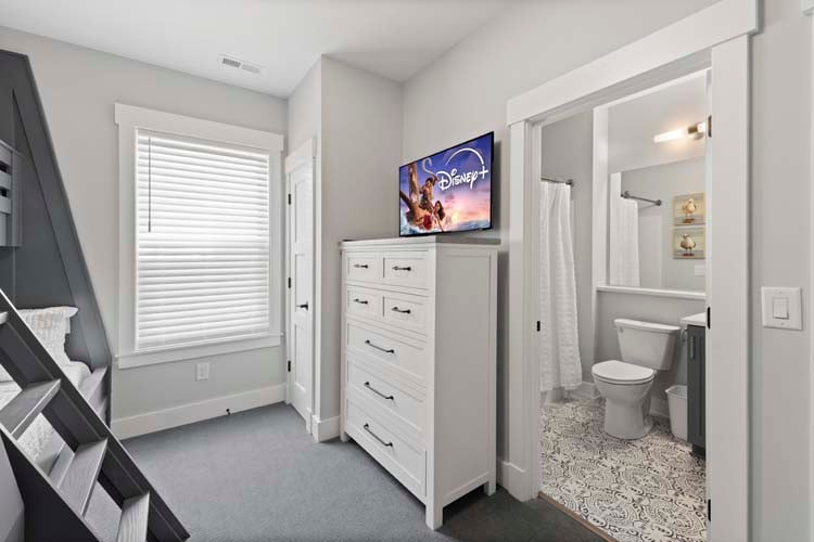 1st Floor Pyramid Bunks with Private Bath