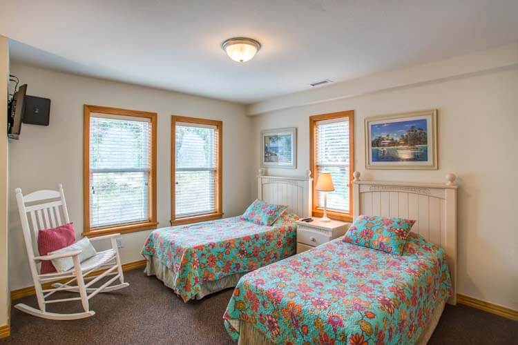 Ground Floor Twins with Private Bath