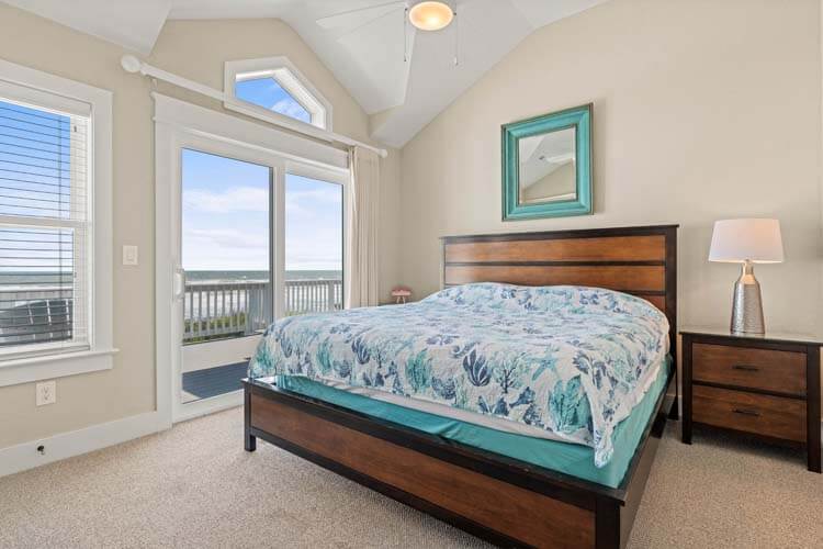 2nd Floor King with Private Bath #2