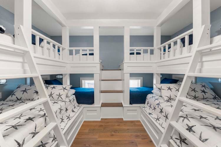 Ground Floor Bunk Room with Private Bath