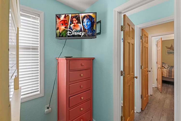 1st Floor Pyramid & Twin Bunk with Shared Bath