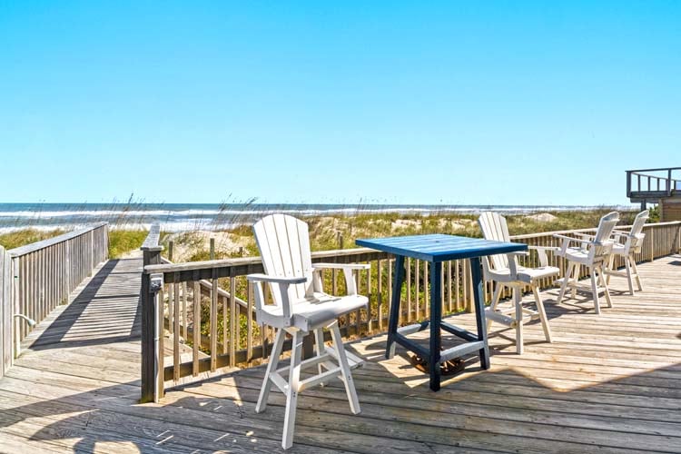 1st Floor Deck