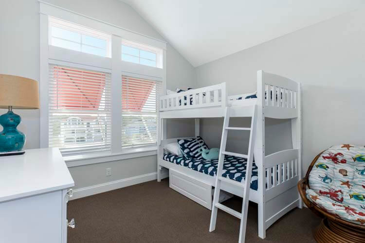 2nd Floor Twin Bunk with Shared Bath