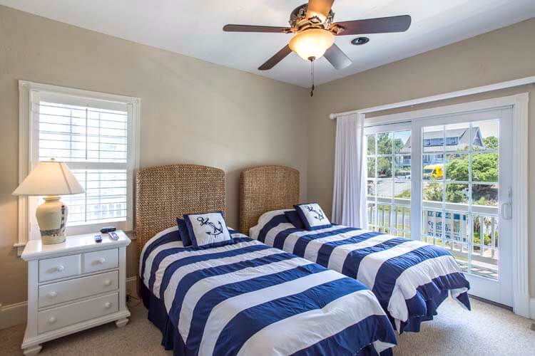 1st Floor Twins with Private Bath