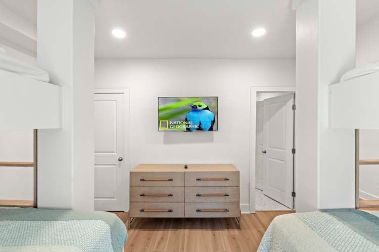 Ground Floor Pyramid Bunks with Private Bath