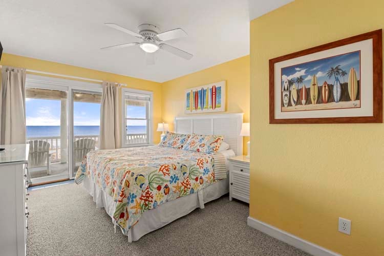 1st Floor King with Private Bath