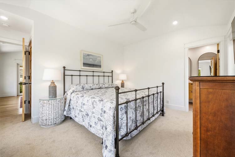 2nd Floor King with Private Bath