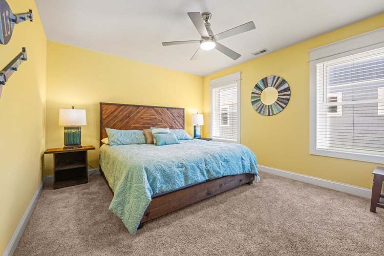 2nd Floor King with Private Bath