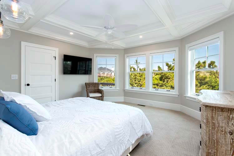 1st Floor California King with Private Bath