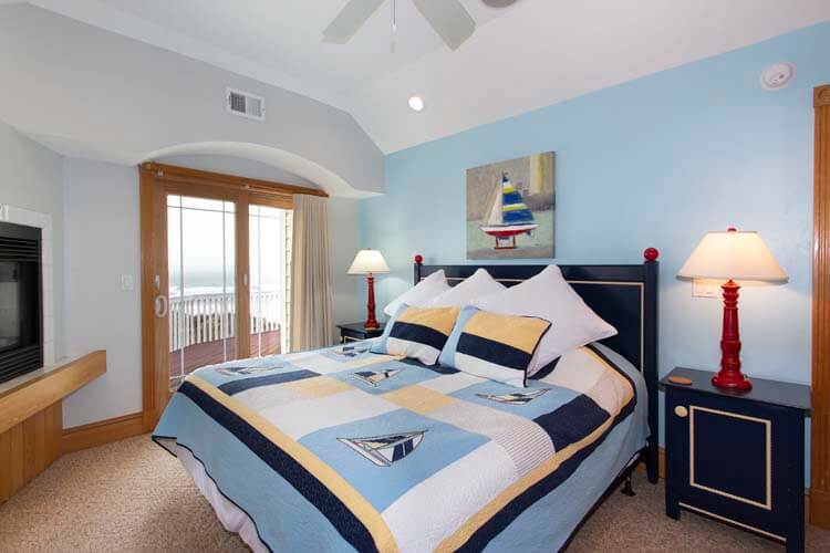 2nd Floor King with Private Bath (1)