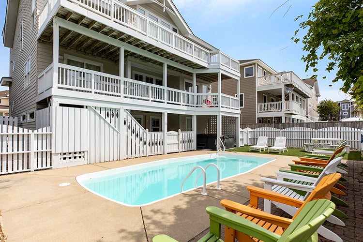 7 BR : 6.2 BA in COROLLA