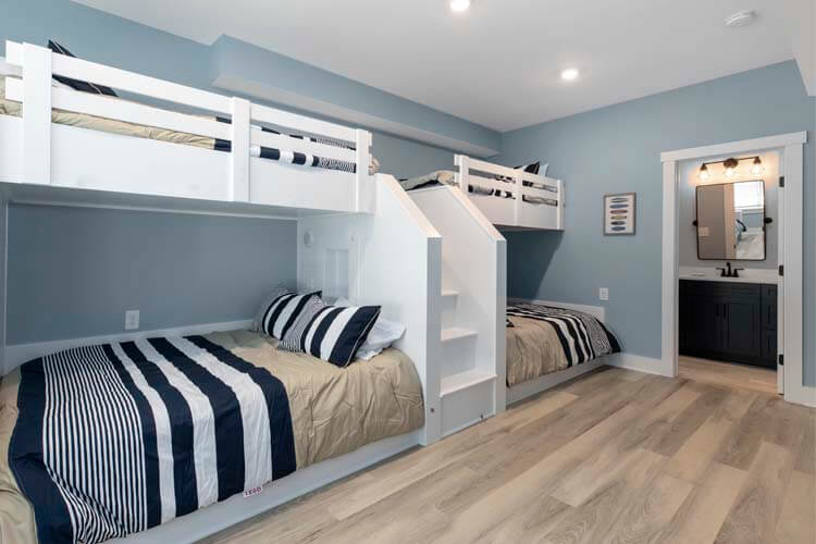 Ground Floor Pyramid Bunks with Private Bath