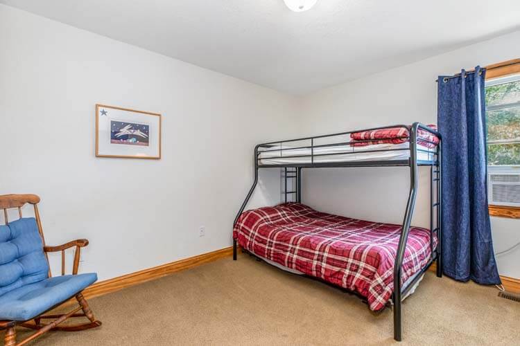 1st Floor Pyramid Bunk with Trundle Bedroom