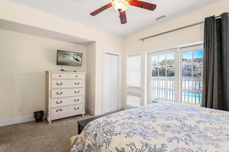 Ground Floor King with Private Bath