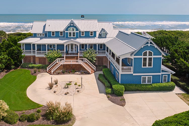 FOUR SEASONS RETREAT