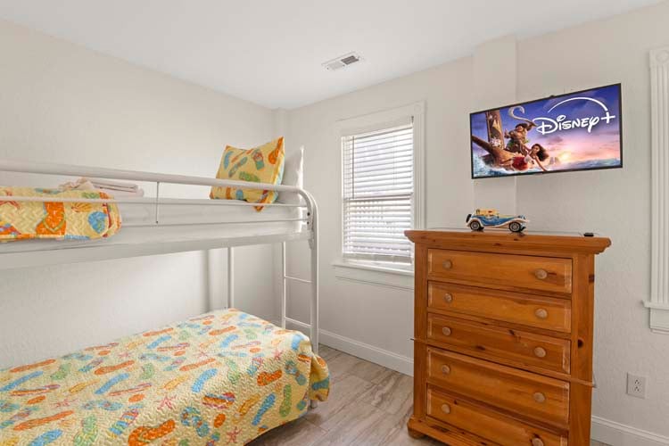 Ground Floor Pyramid & Twin Bunk Bedroom