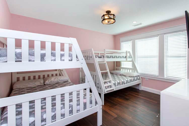 Ground Floor Pyramid Bunks with Private Bath (12)