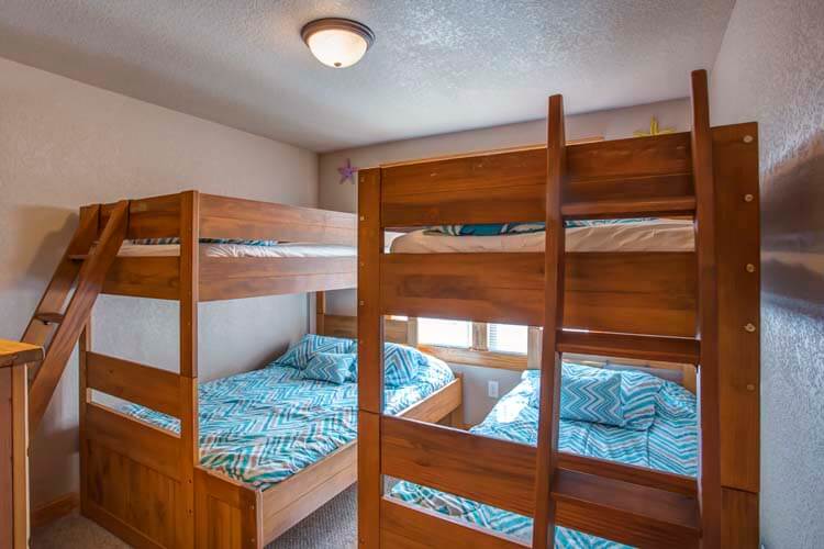 1st Floor Pyramid & Twin Bunk Bedroom