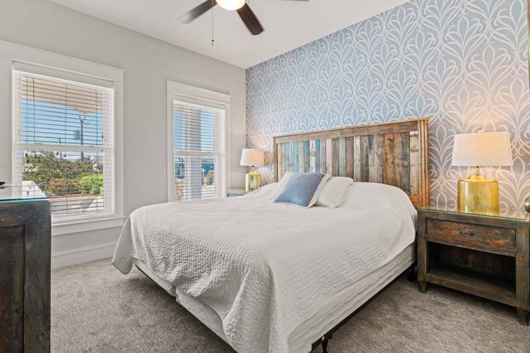 Ground Floor King with Private Bath