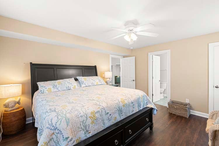 Ground Floor King with Private Bath