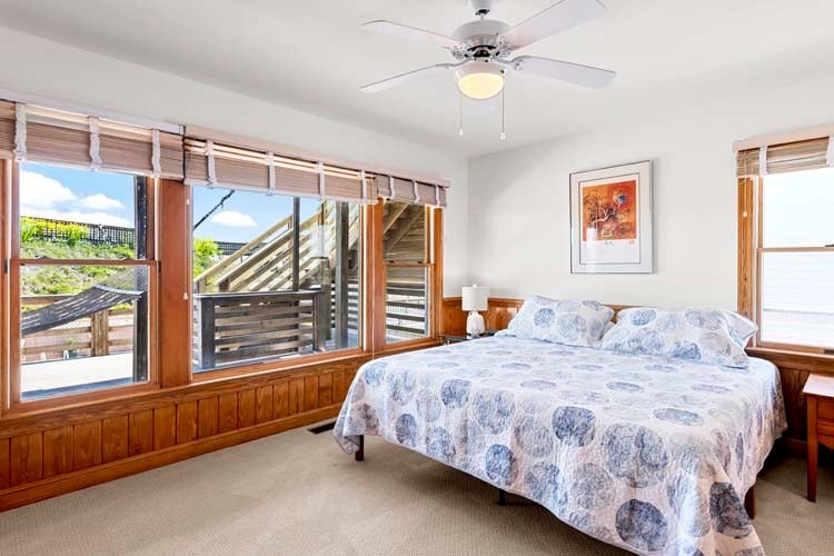 1st Floor King with Shared Bath