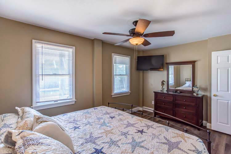 Ground Floor King Bedroom