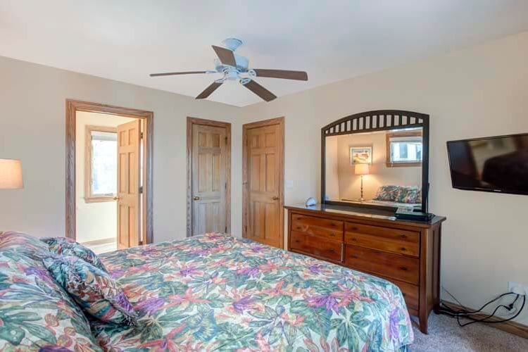 Ground Floor King with Private Bath