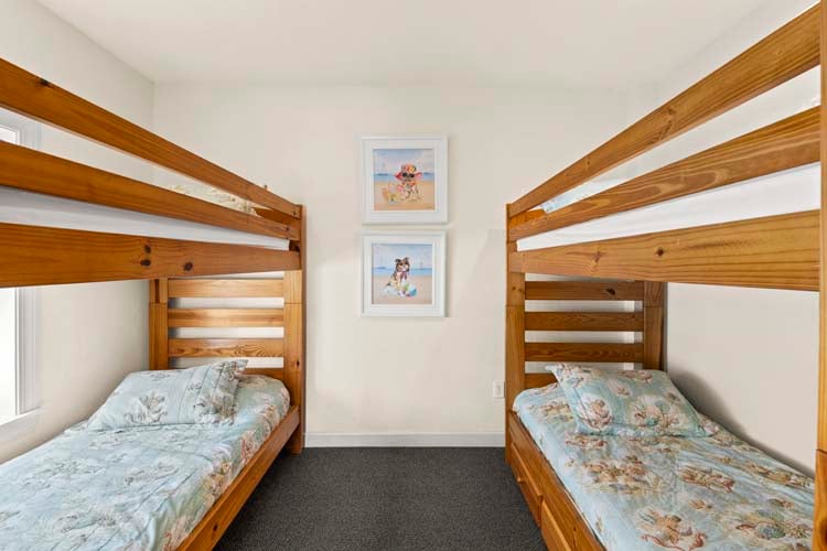 Ground Floor Twin Bunks with Shared Bath