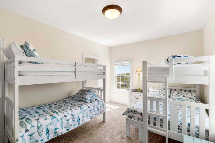 1st Floor Pyramid & Twin Bunk with Private Bath