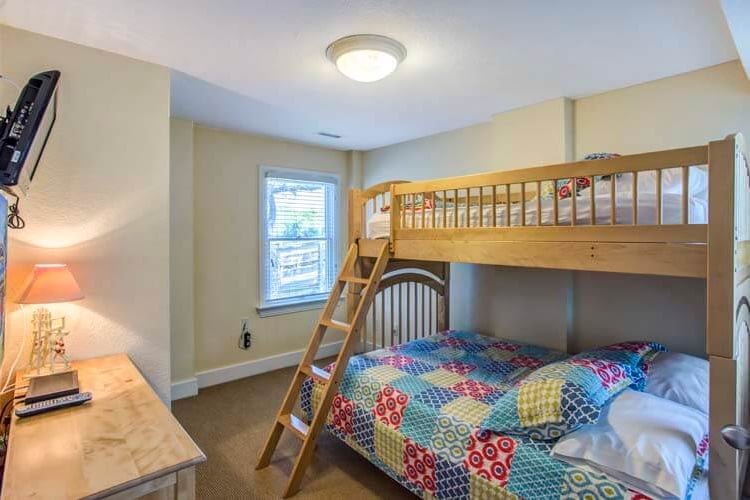 Ground Floor Pyramid Bunk Bedroom