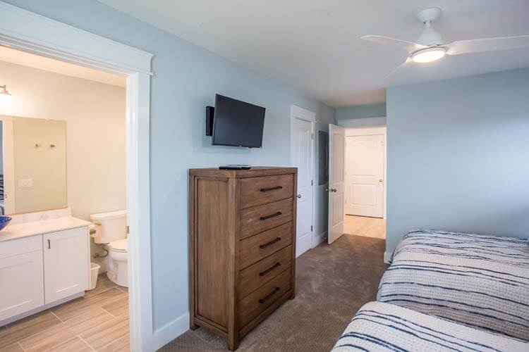 Ground Floor Doubles with Private Bath