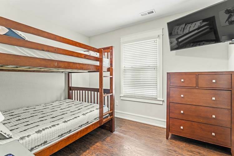 1st Floor Double Bunk with Shared Bath