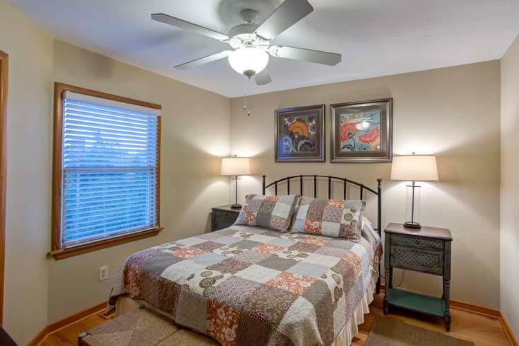 1st Floor Queen Bedroom