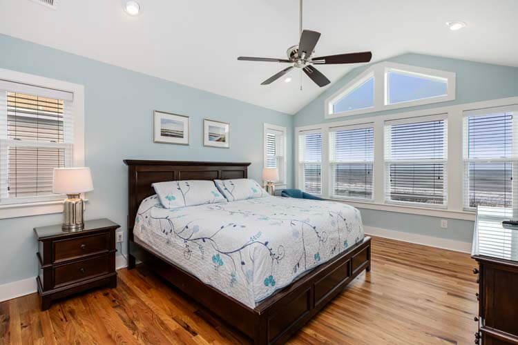 2nd Floor King with Private Bath #1