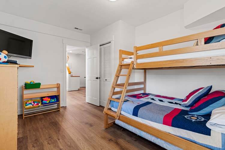 Ground Floor Pyramid Bunk Bedroom