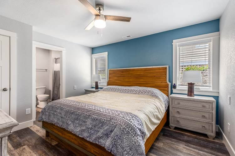 Ground Floor King with Private Bath