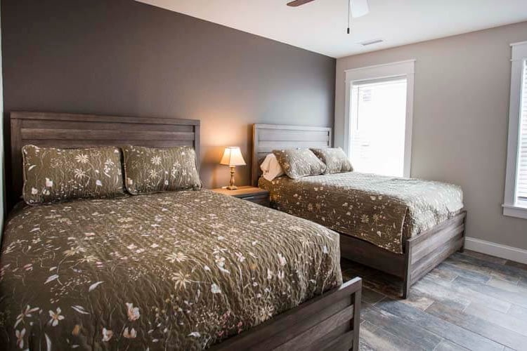 Ground Floor Doubles with Shared Bath (19)