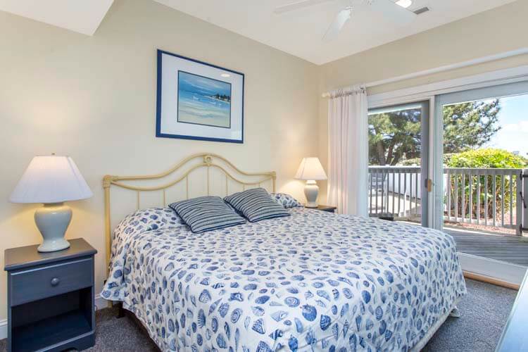 Ground Floor King with Private Bath