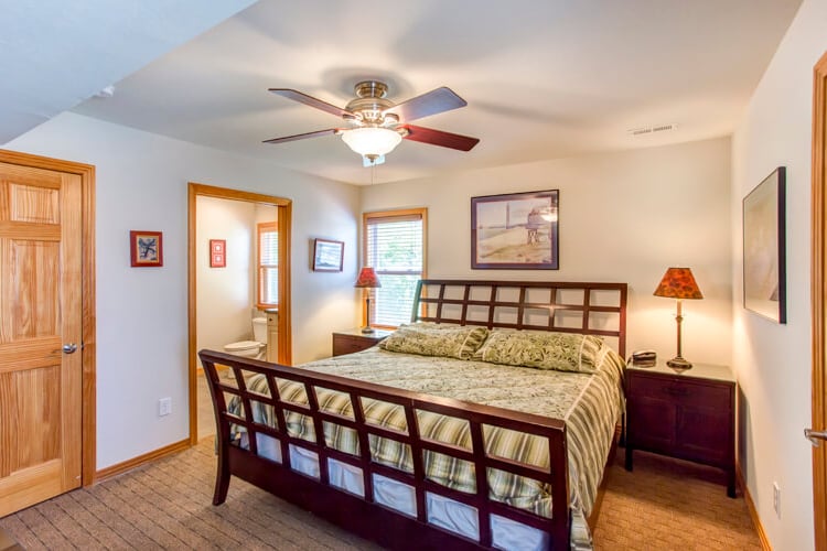 Ground Floor King with Private Bath