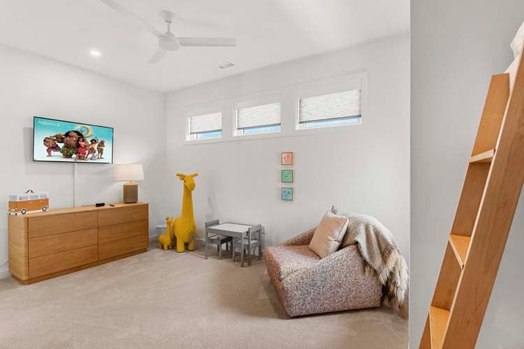 2nd Floor Queen-over-Queen Bunk Bedroom