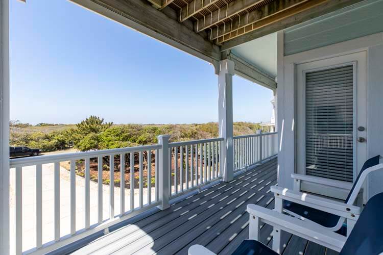 1st Floor Deck off the King Bedroom