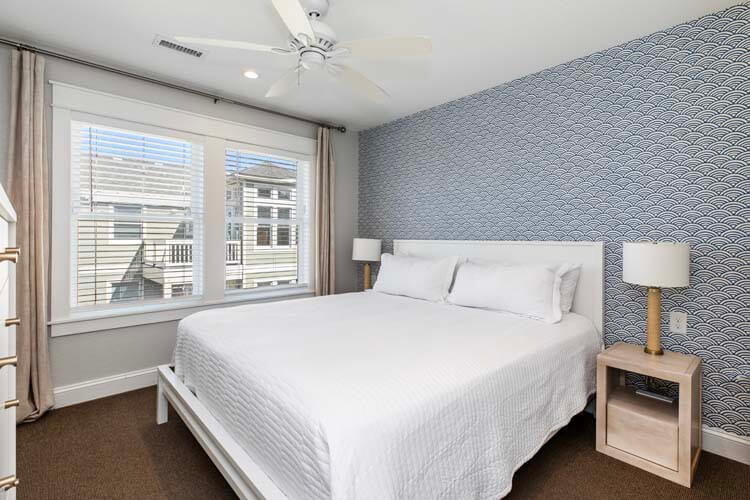 2nd Floor King with Shared Bath